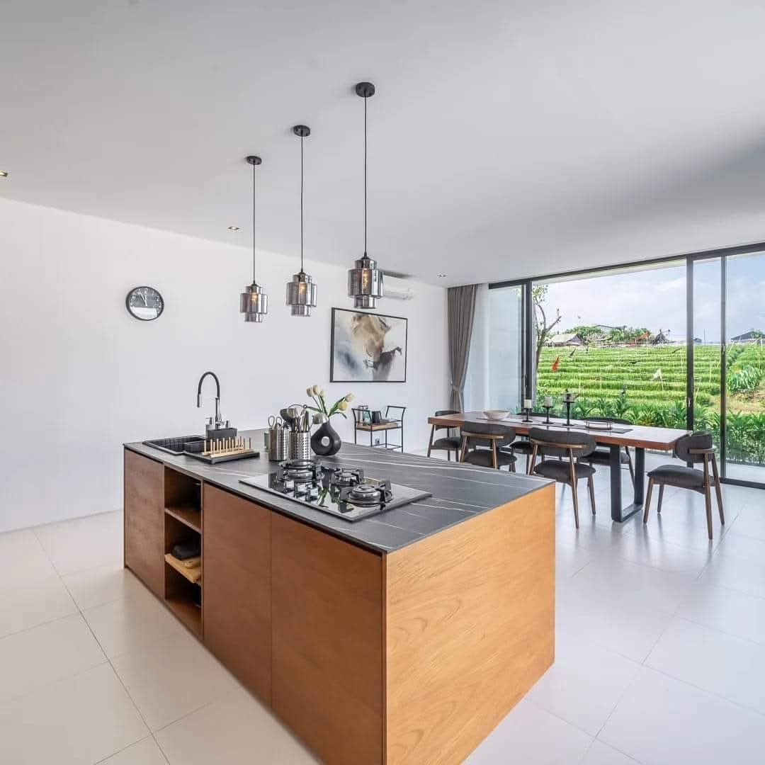 Villa  3 Bed Pererenan EK-3393