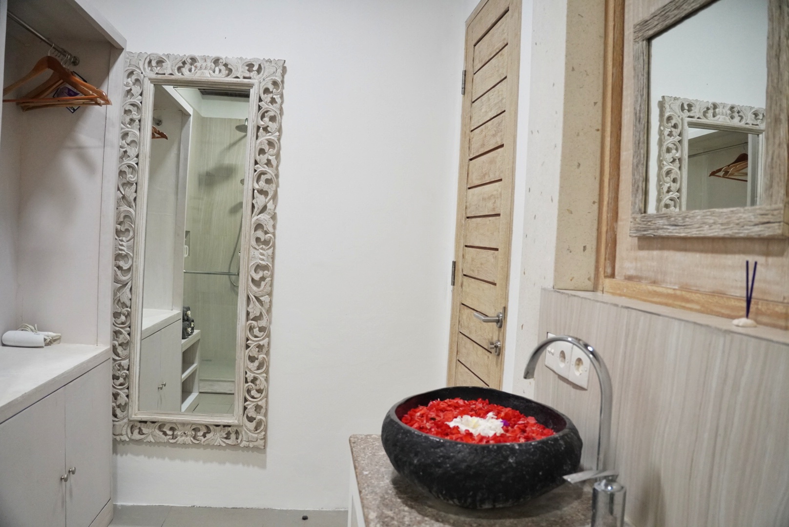 Villa 3 Bed EK-3778