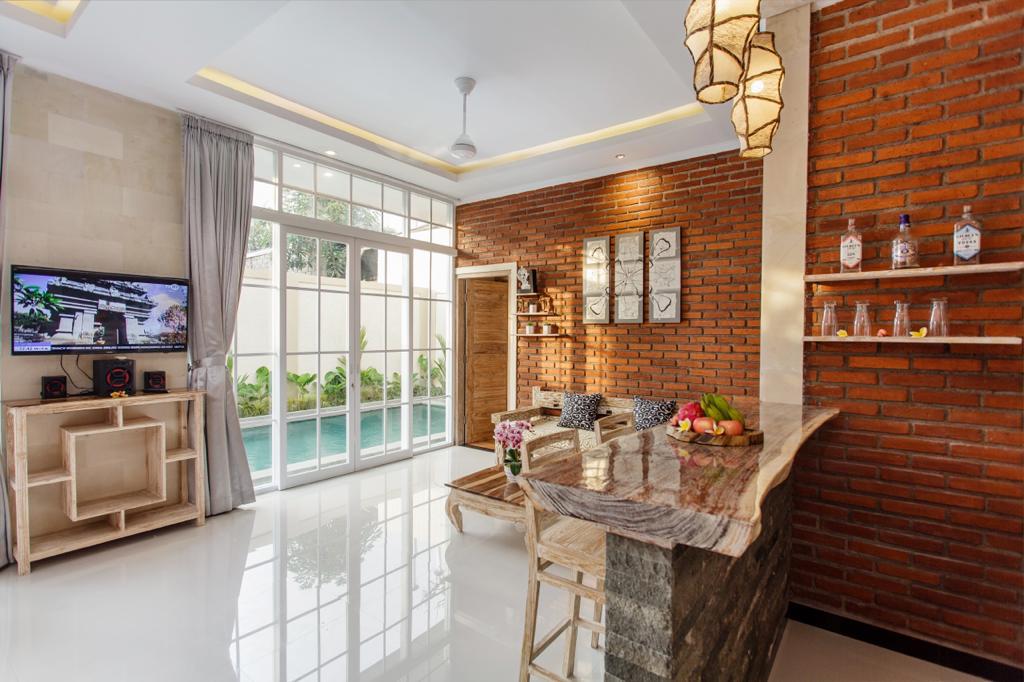Villa 2 Bed Canggu PR-4261
