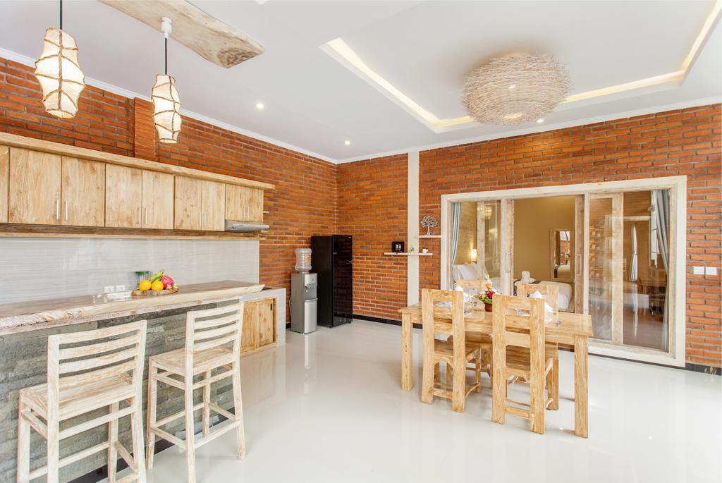 Villa 2 Bed Canggu PR-4261