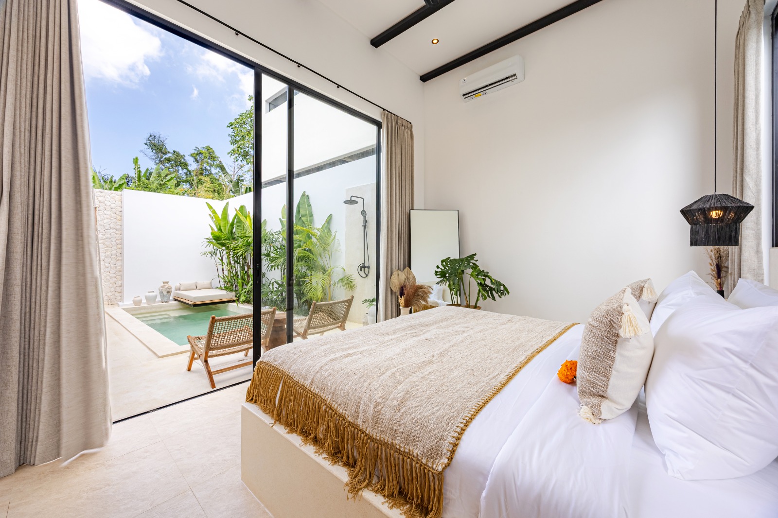 Villa 1 Bed In Kedungu PR-3605