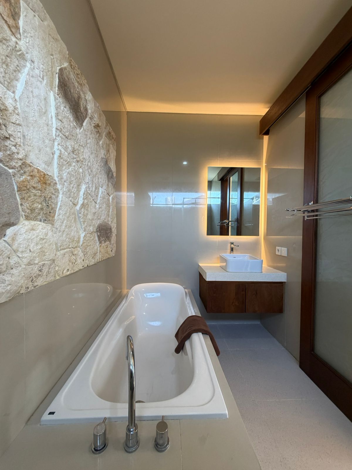 Villa 3 Bed In Berawa EK-4200