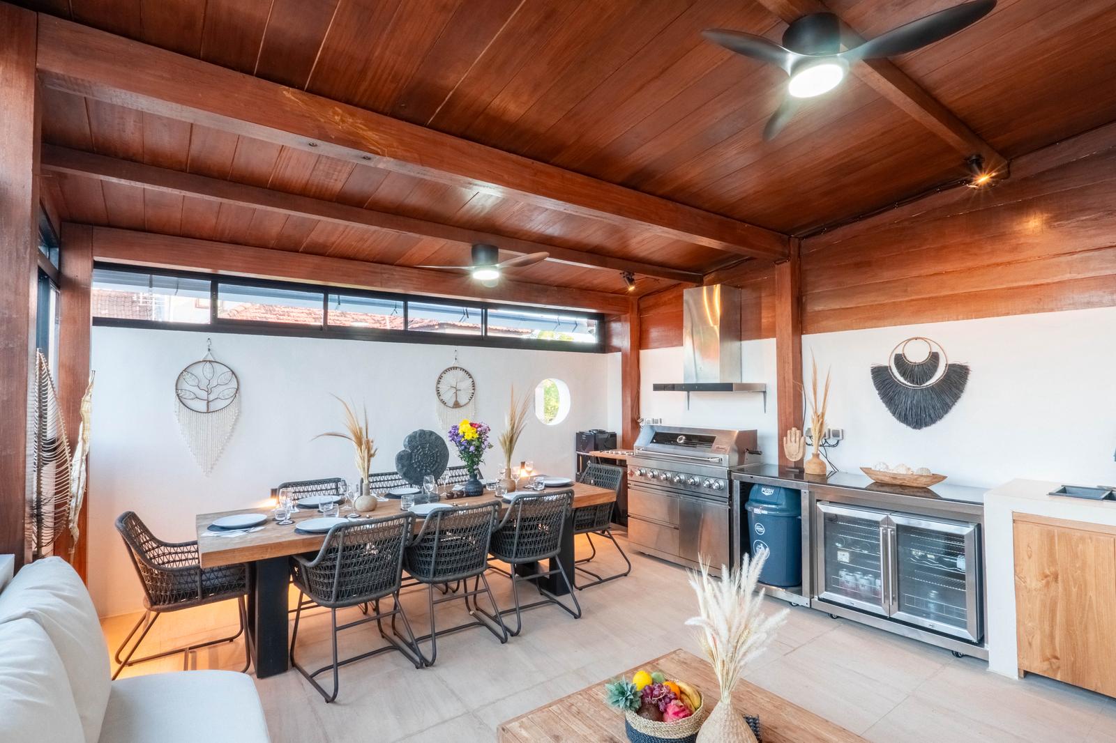 Villa 3 Bed In Berawa AK-3579