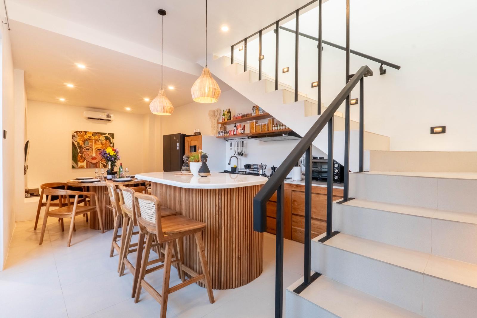 Villa 3 Bed In Berawa AK-3579