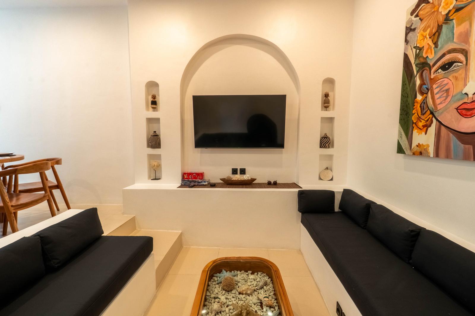 Villa 3 Bed In Berawa AK-3579