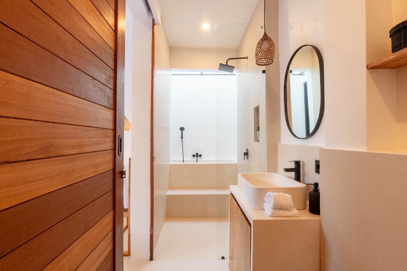 Villa 3 Bed In Berawa AK-3579