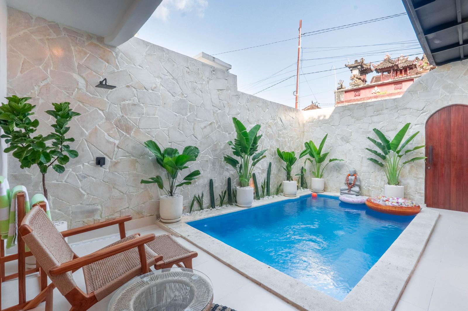 Villa 3 Bed In Berawa AK-3579