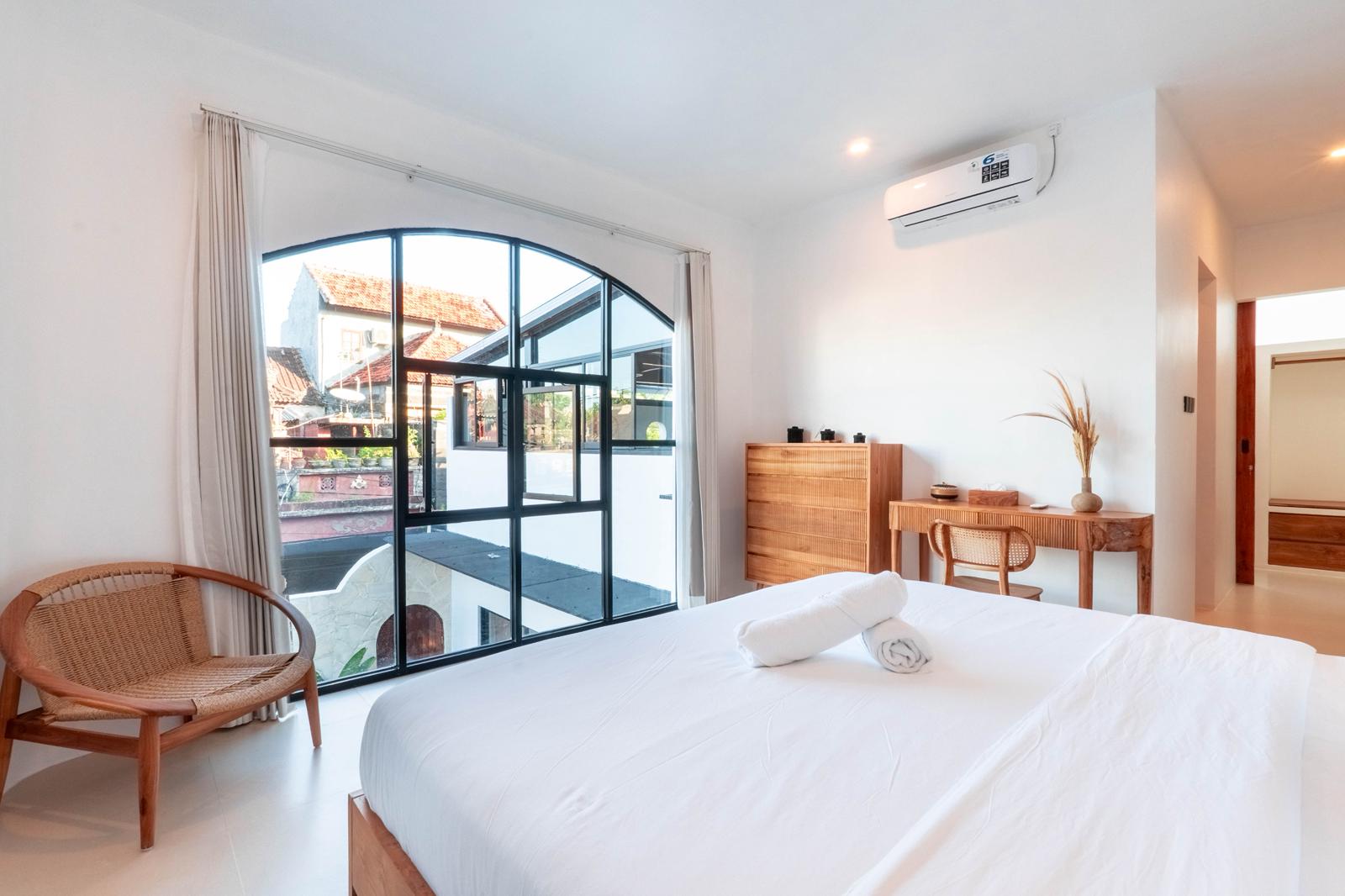 Villa 3 Bed In Berawa AK-3579
