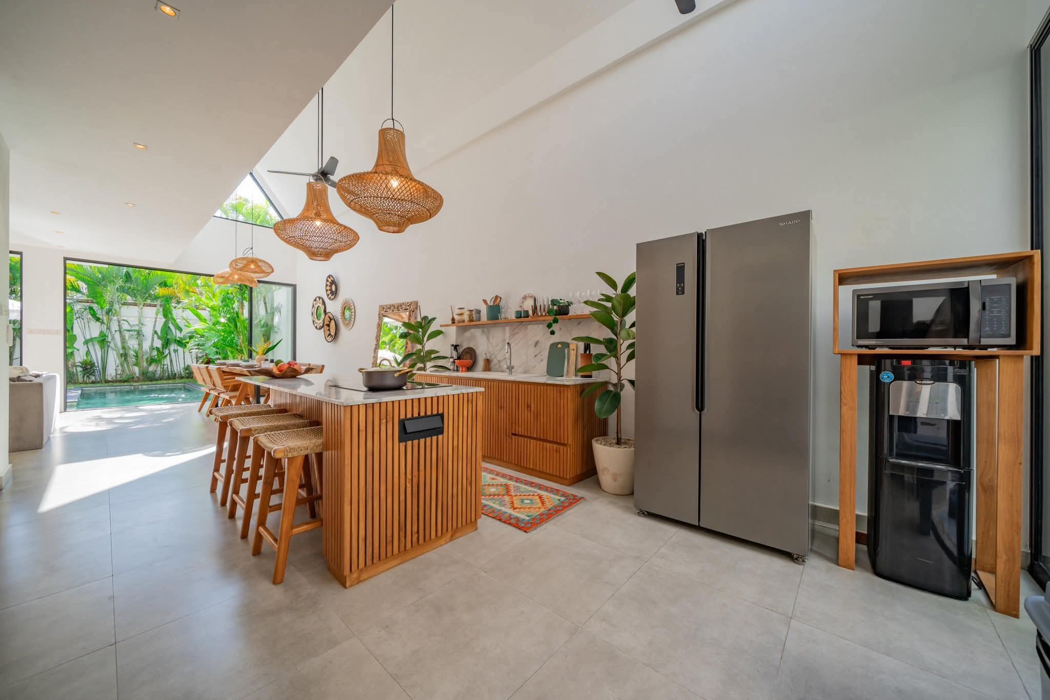 Villa 3 Bed In Berawa PO-3931