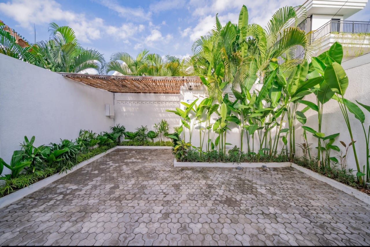 Villa 3 Bed In Berawa PO-3931
