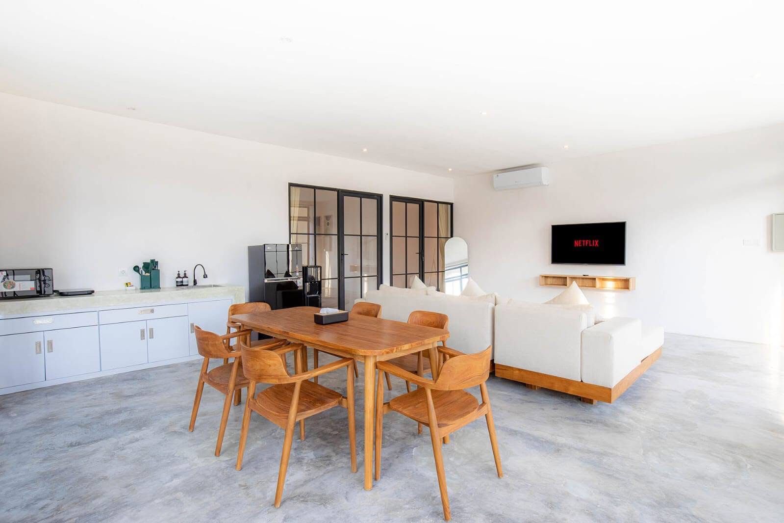 Villa 3 Bed In Jl Batu Mejan PR-4152