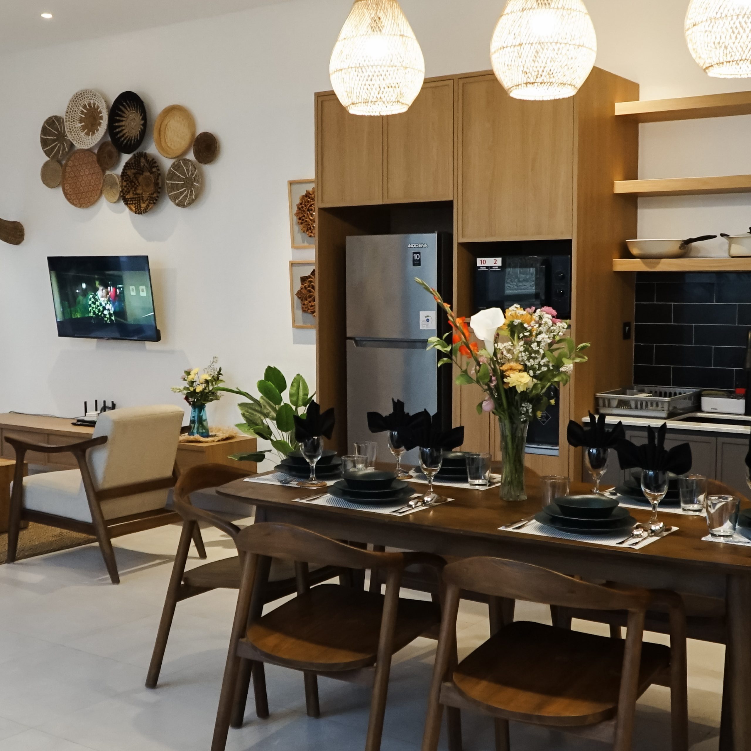 Villa 3 Bed In Canggu EK-3484