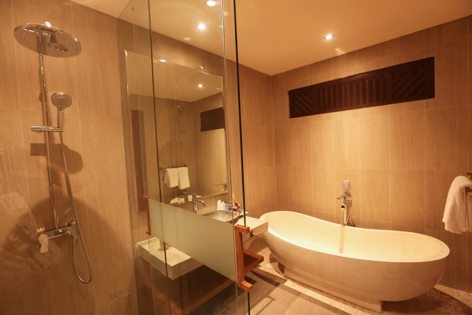 Villa 3 Bed In Kerobokan EK-4268