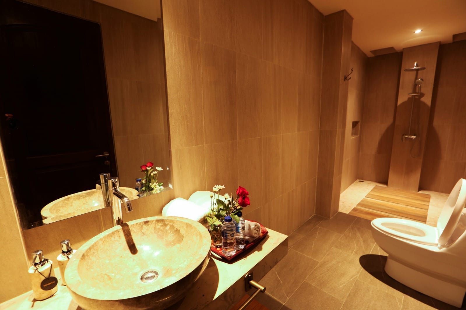 Villa 3 Bed In Kerobokan EK-4268