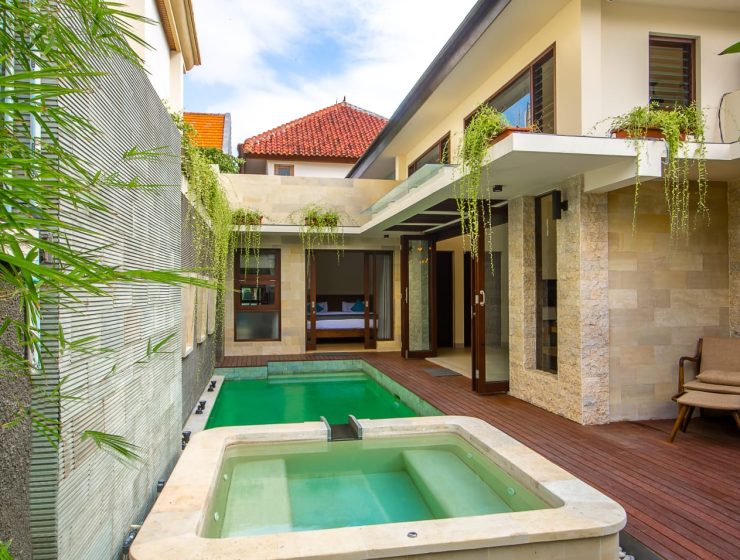 Villa 3 Bed In Kerobokan EK-4268