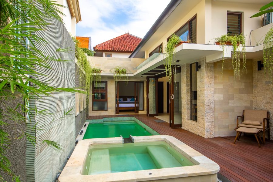 Villa 3 Bed In Kerobokan EK-4268