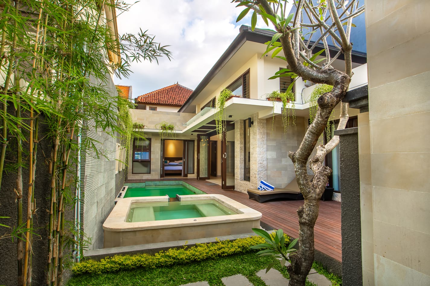 Villa 3 Bed In Kerobokan EK-4268