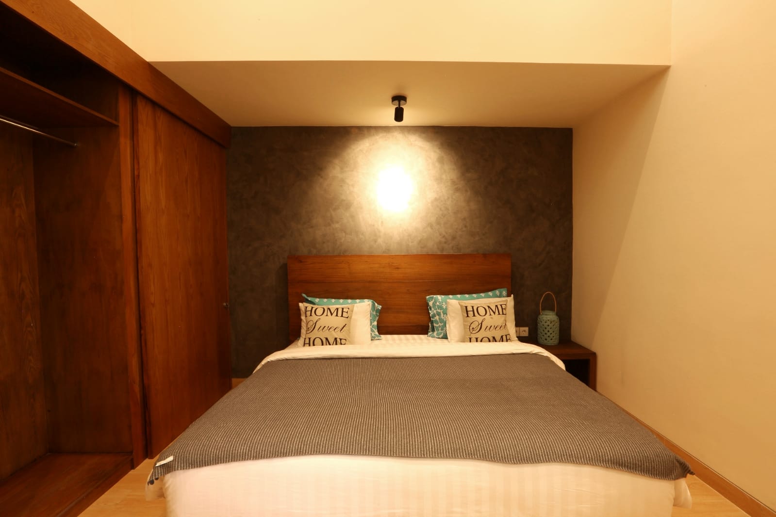 Villa 3 Bed In Kerobokan EK-4268
