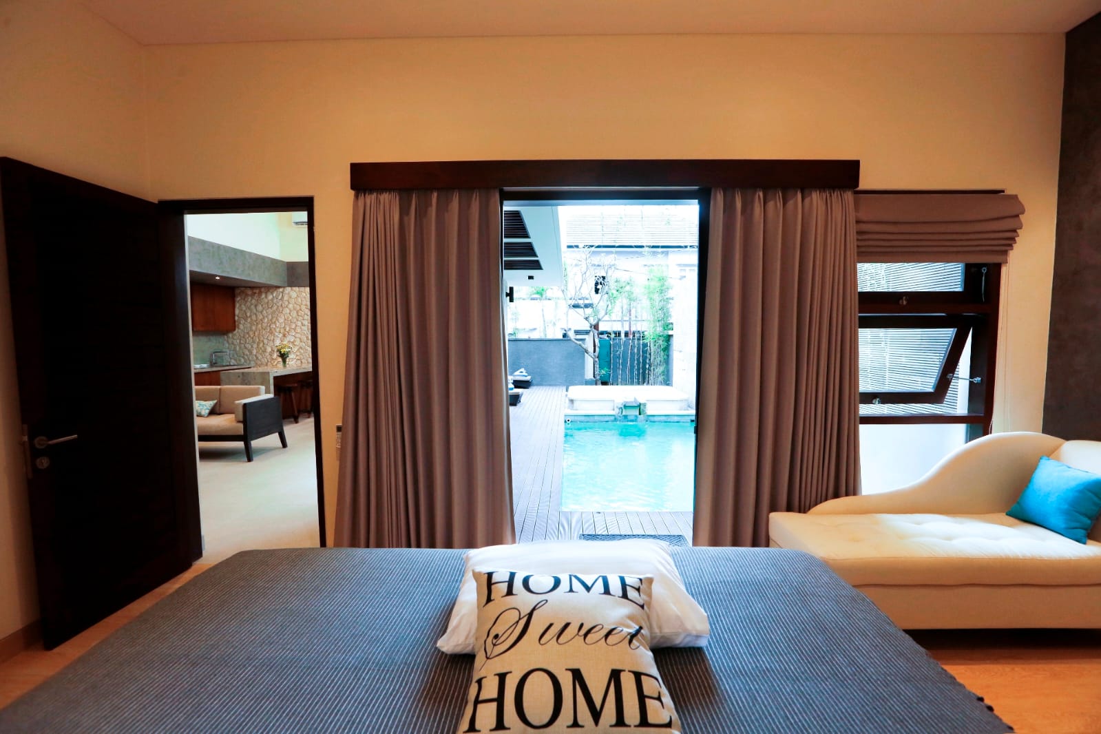 Villa 3 Bed In Kerobokan EK-4268