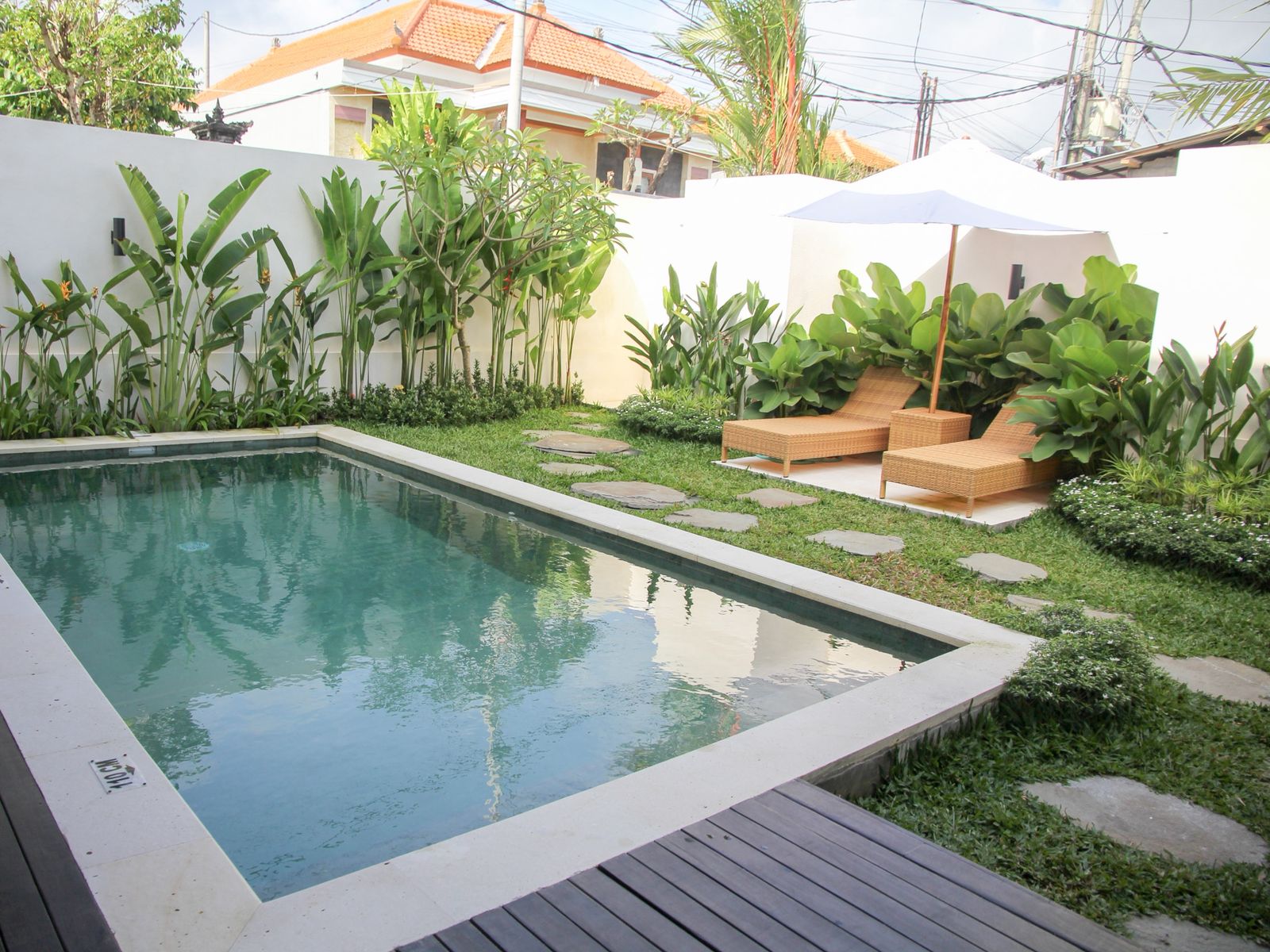 Villa 3 Bed In Mumbul,Nusa Dua TN-4142