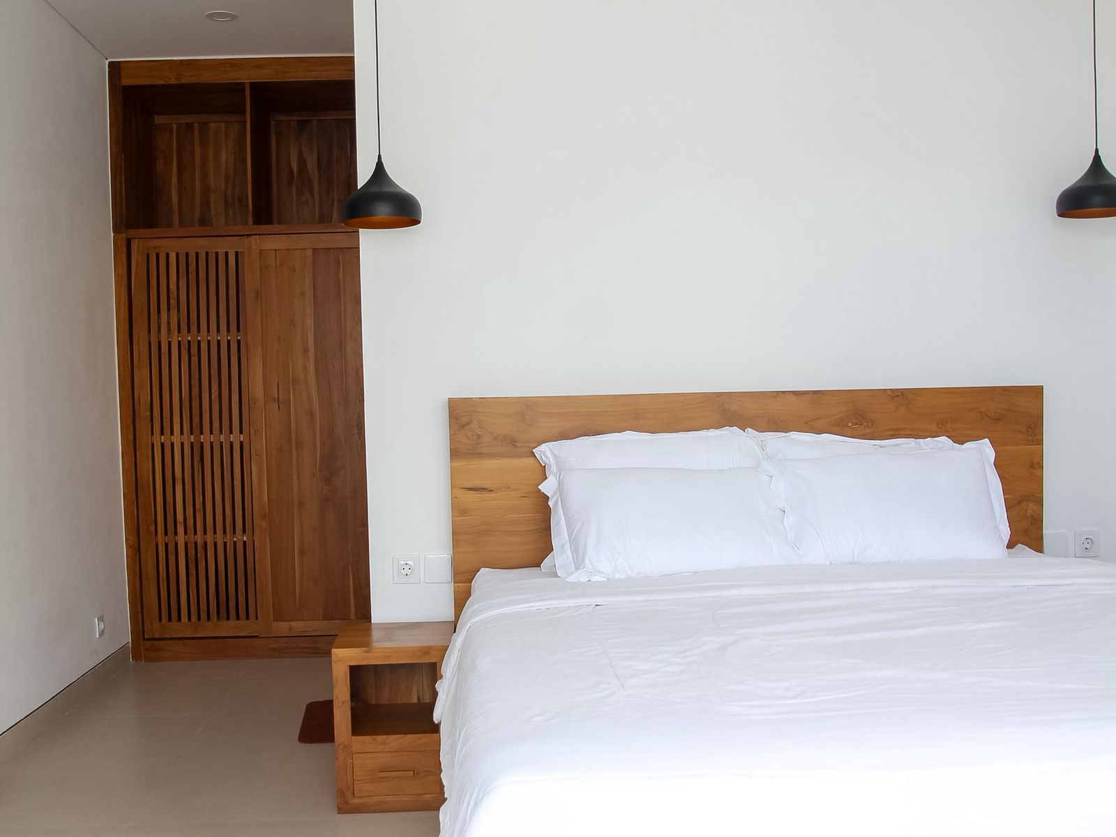 Villa 3 Bed In Mumbul,Nusa Dua TN-4142