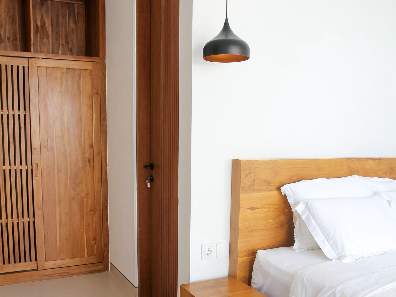 Villa 3 Bed In Mumbul,Nusa Dua TN-4142