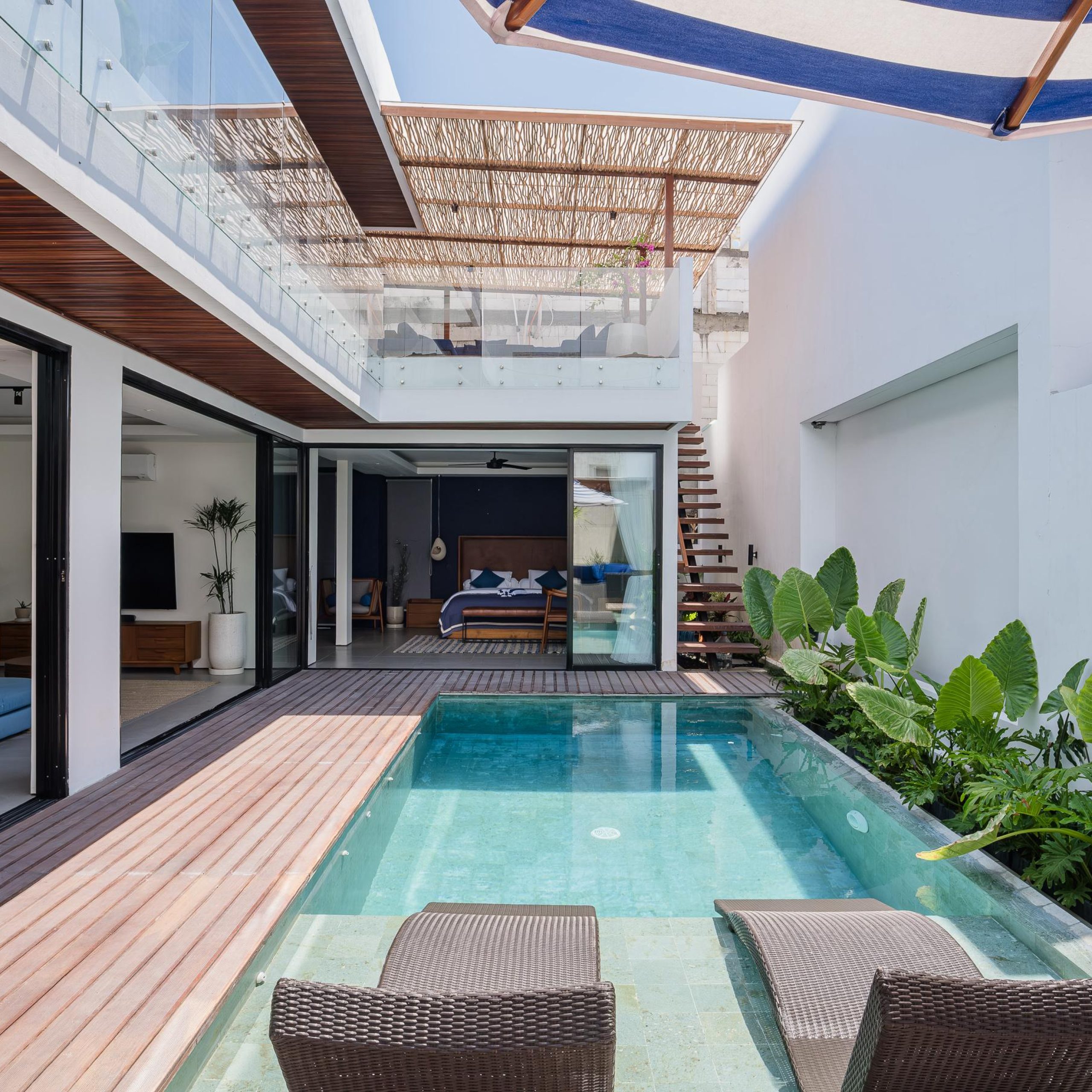 Villa 3 Bed In Padonan EK-3824