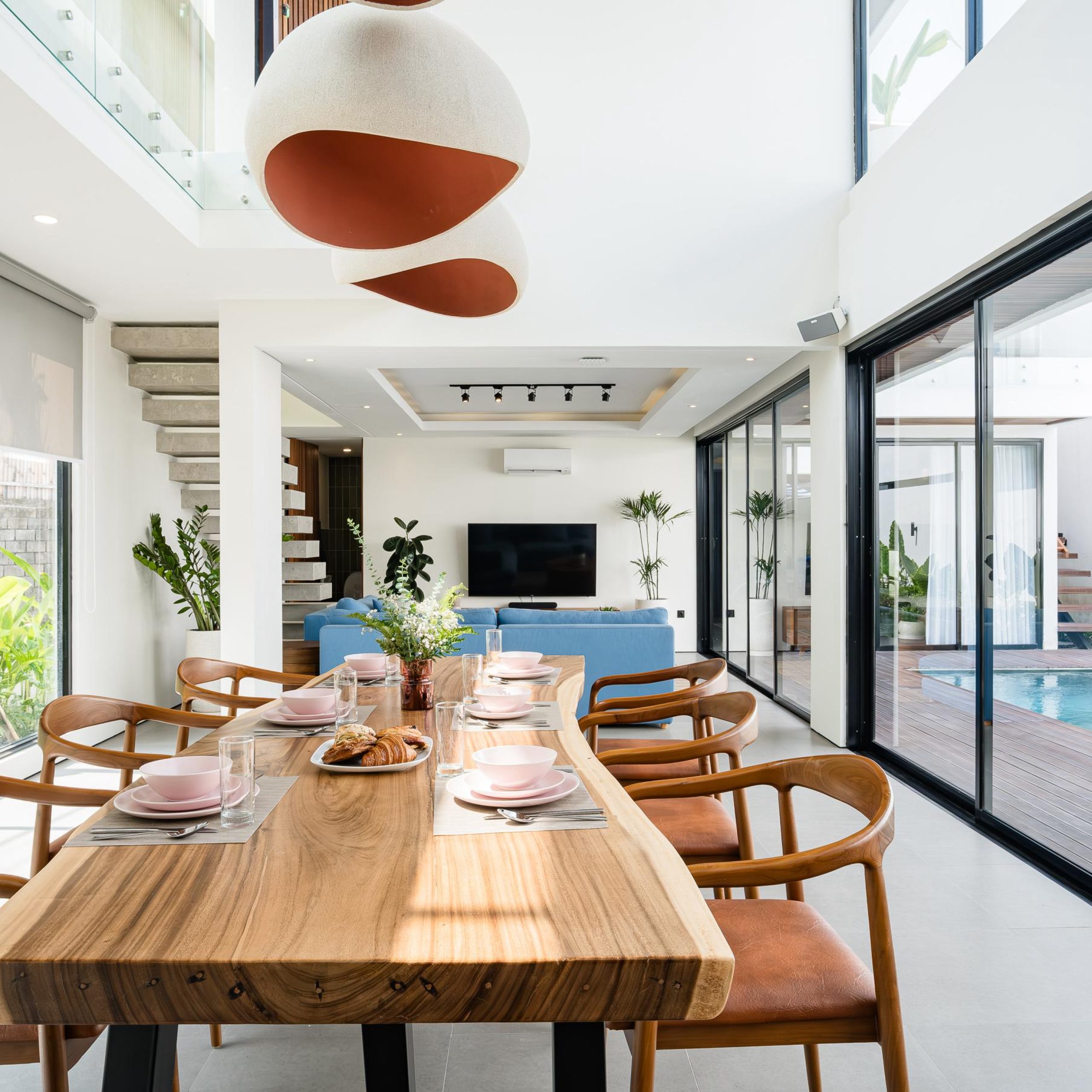 Villa 3 Bed In Padonan EK-3824