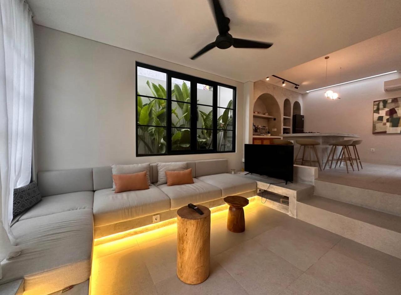 Villa 3 Bed In Pecatu PR-4257