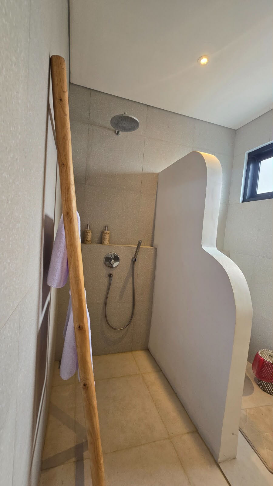 Villa  3 Bed EK-3748