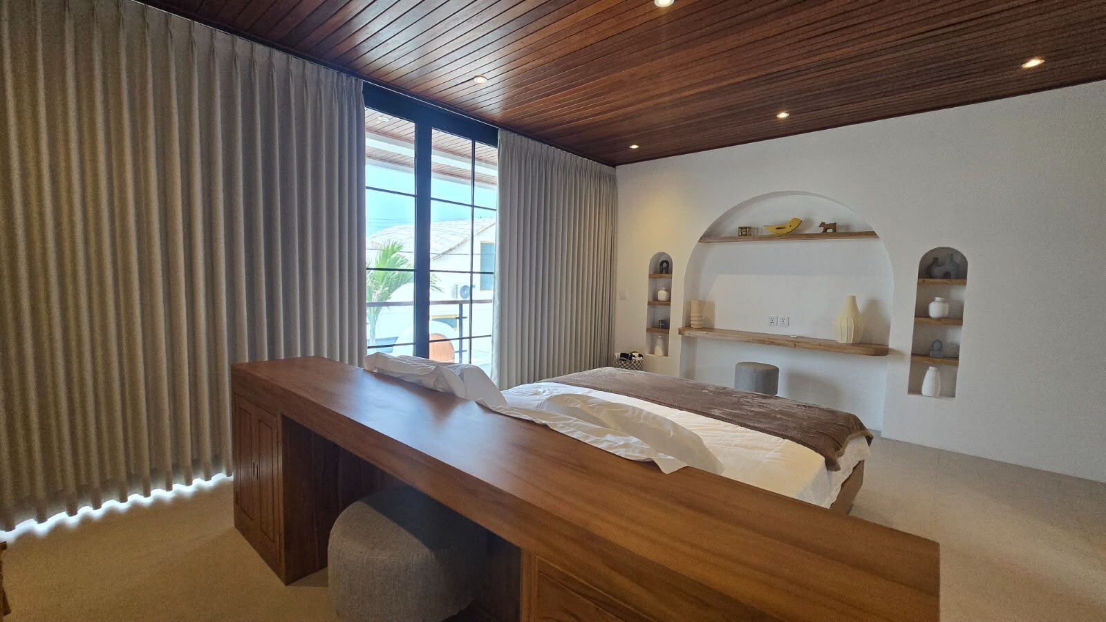 Villa  3 Bed EK-3748