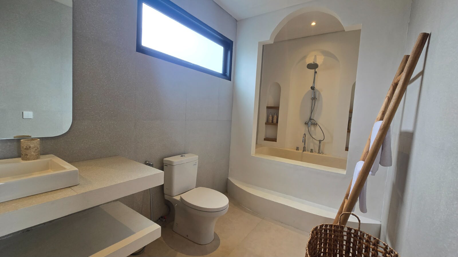 Villa  3 Bed EK-3748