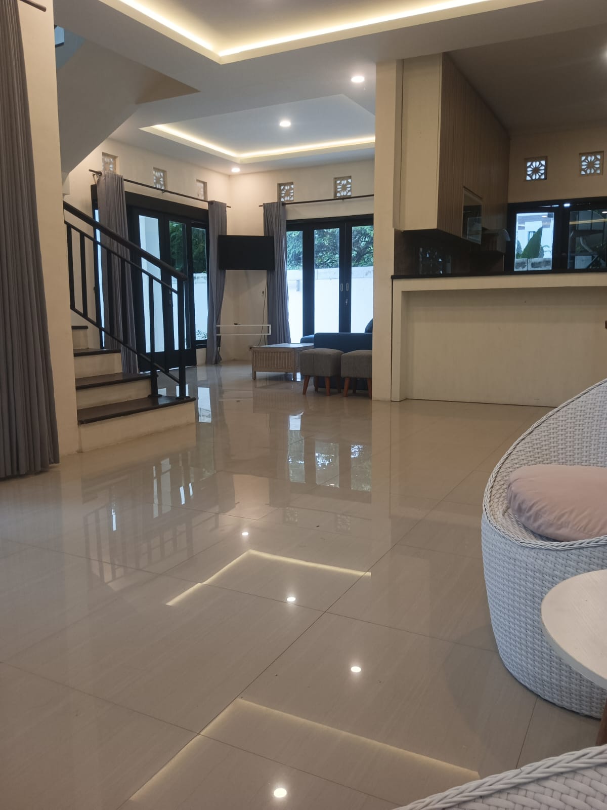 Villa 3 Bed In Pererenan EK-4164