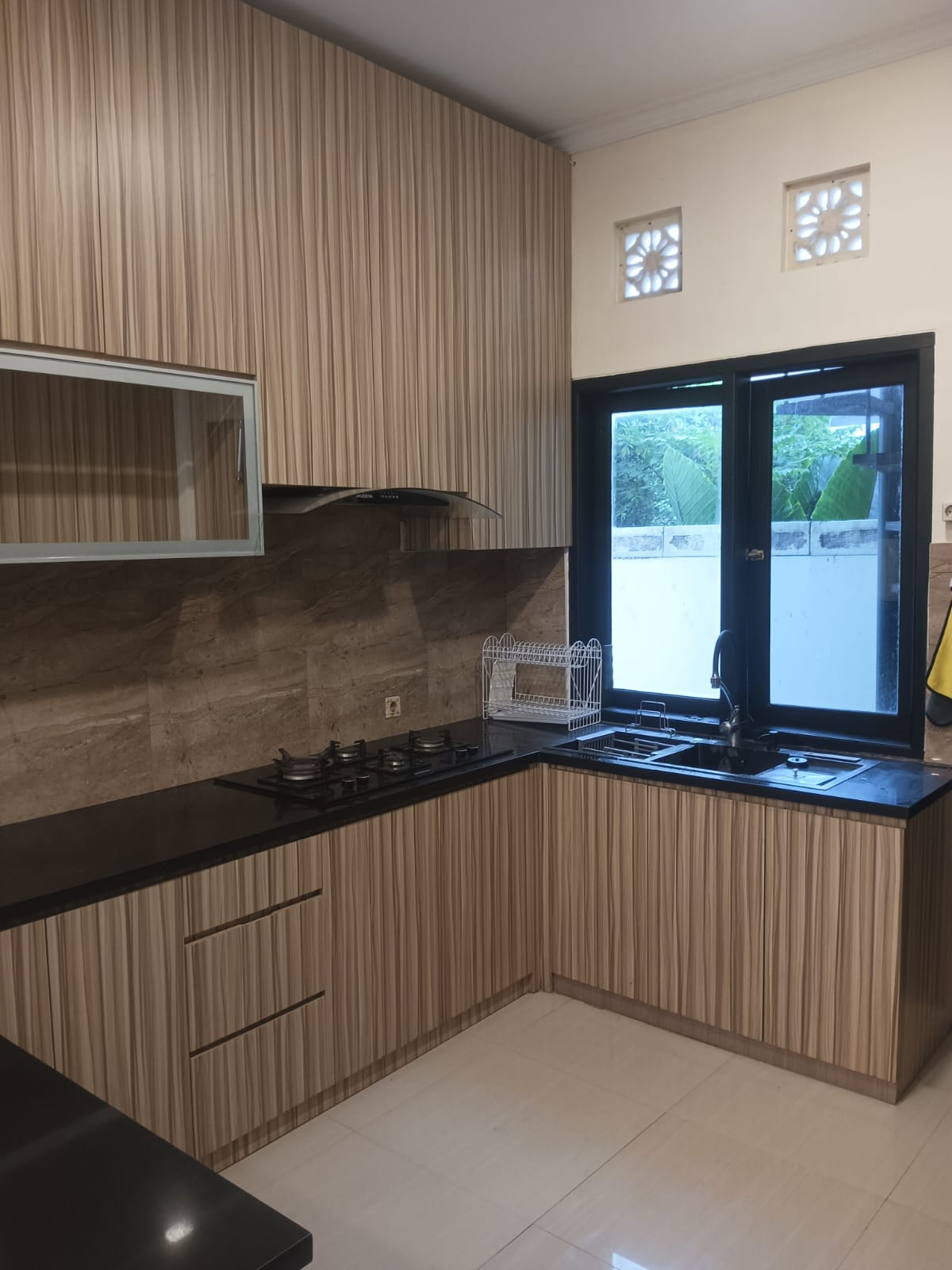 Villa 3 Bed In Pererenan EK-4164