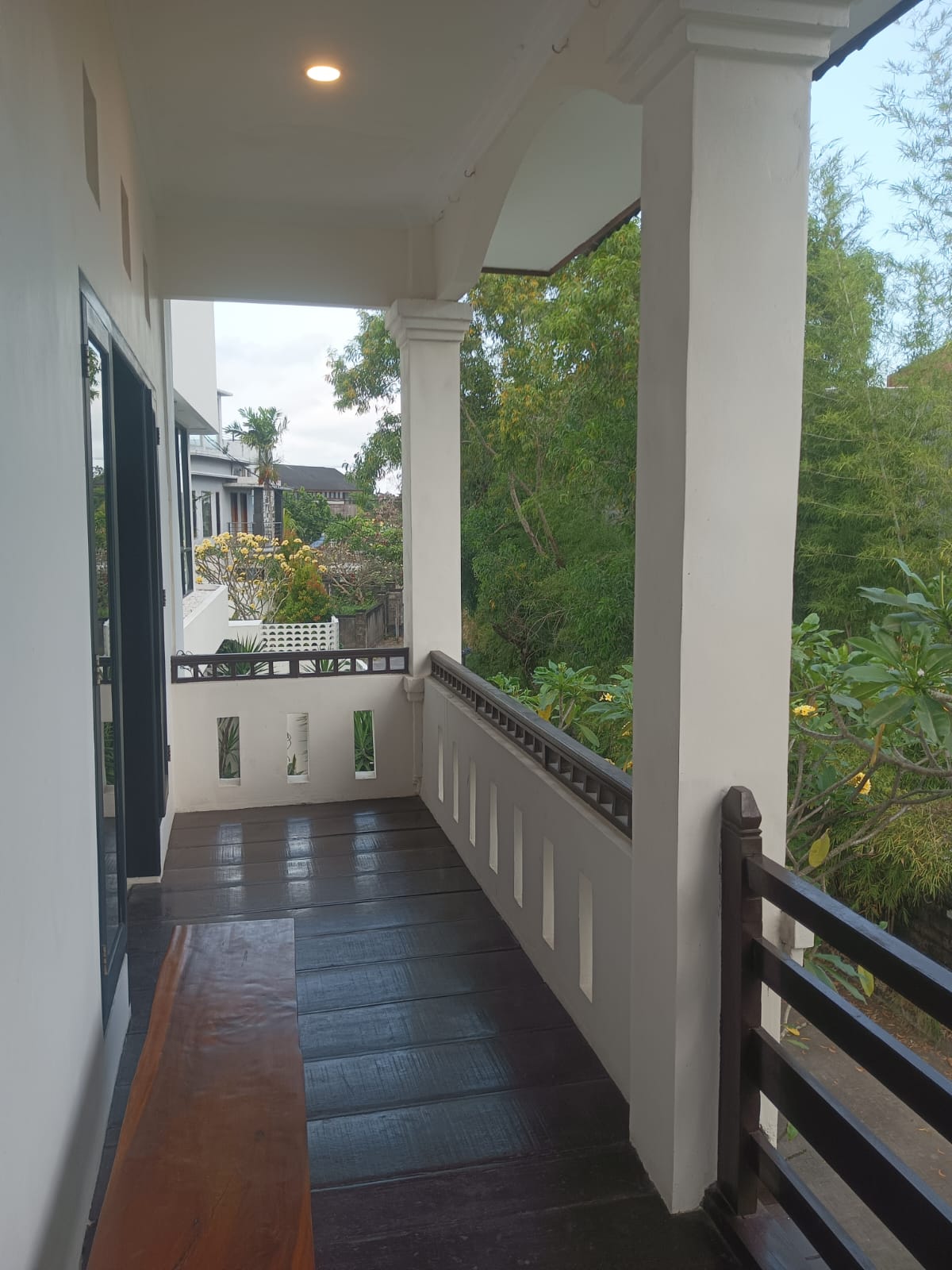 Villa 3 Bed In Pererenan EK-4164