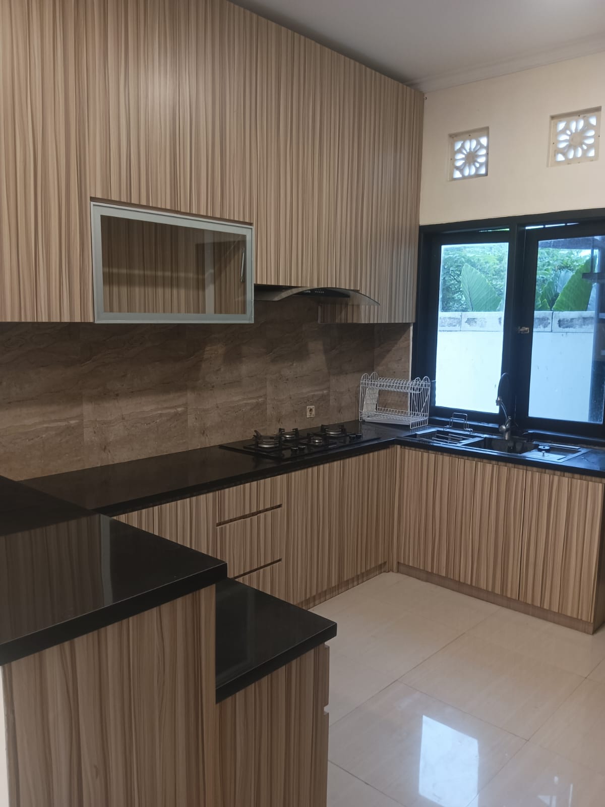 Villa 3 Bed In Pererenan EK-4164