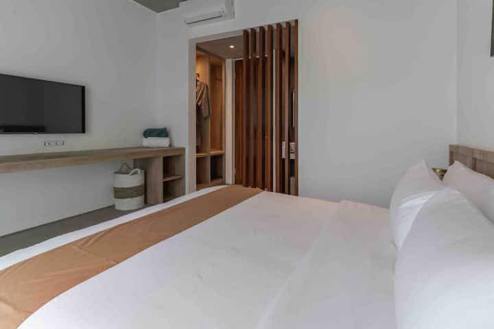Villa 3 Bed In Pererenan PO-3878