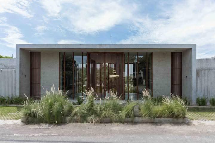 Villa 3 Bed In Pererenan PO-3878