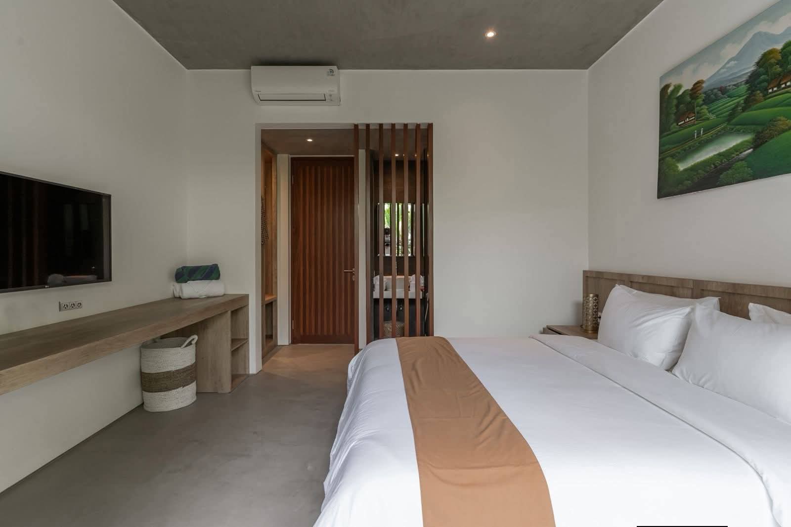 Villa 3 Bed In Pererenan PO-3878