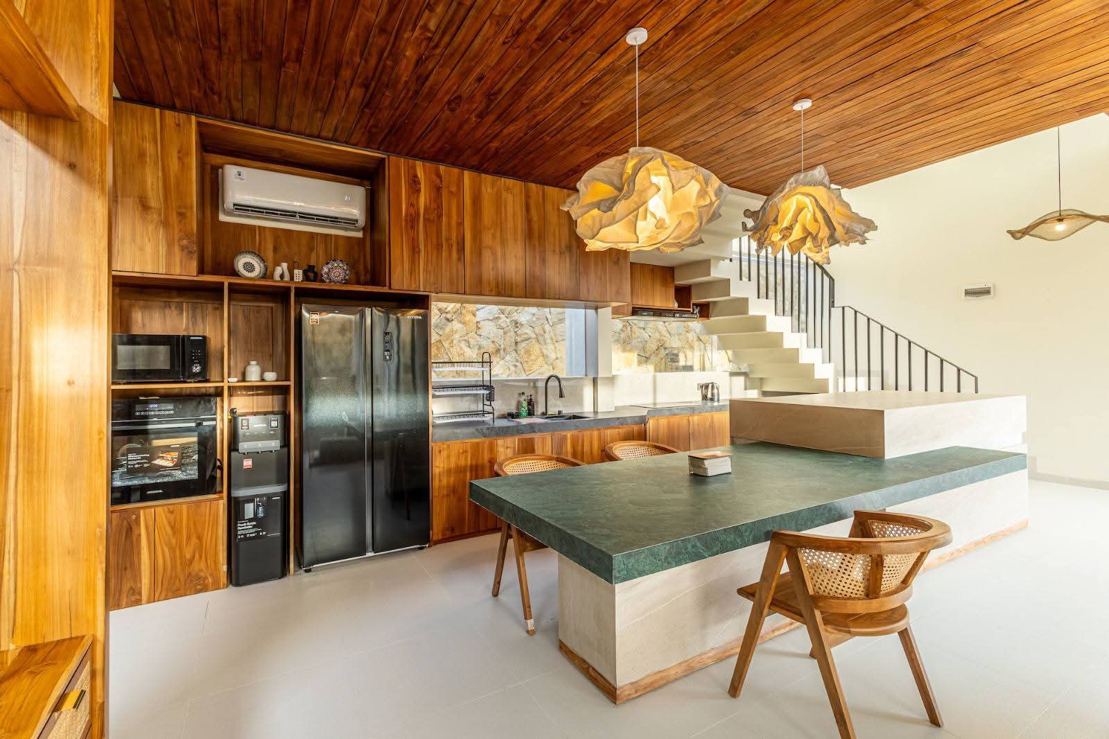 Villa 3 Bed In Seminyak PO-4312