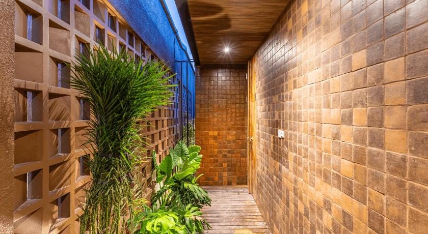 Villa 3 Bed In Seminyak PO-4312