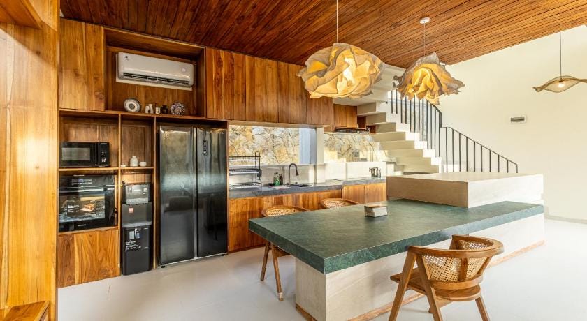 Villa 3 Bed In Seminyak PO-4312