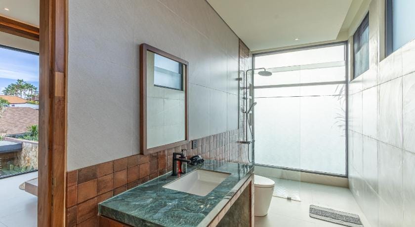 Villa 3 Bed In Seminyak PO-4312