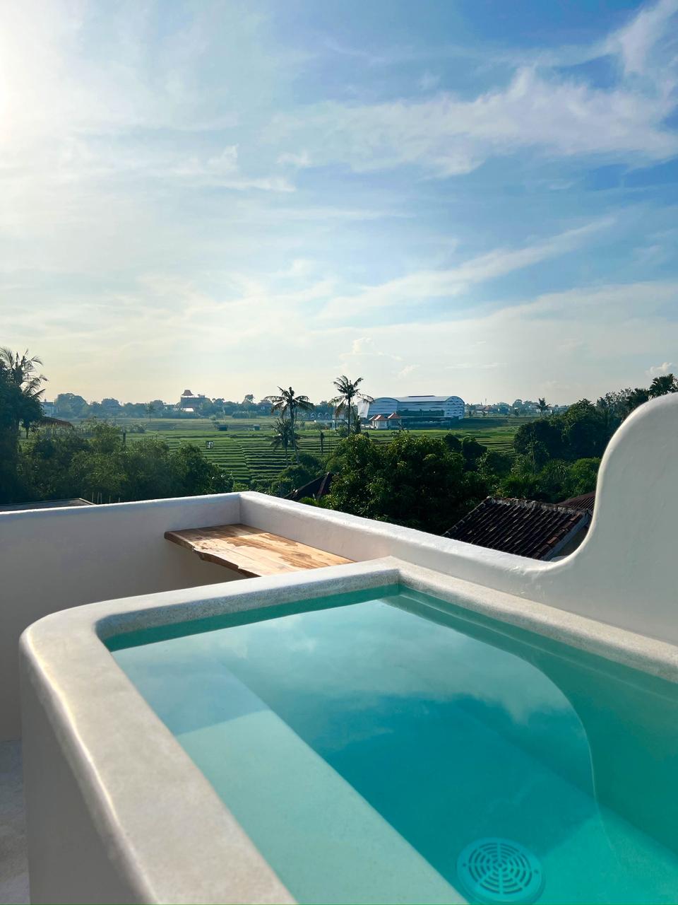 Villa 3 Bed In Pererenan EK-3735