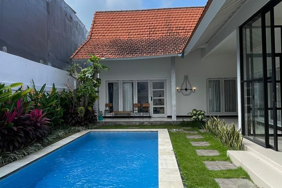 Villa 3 Bed In Tumbak Bayuh CR-4023