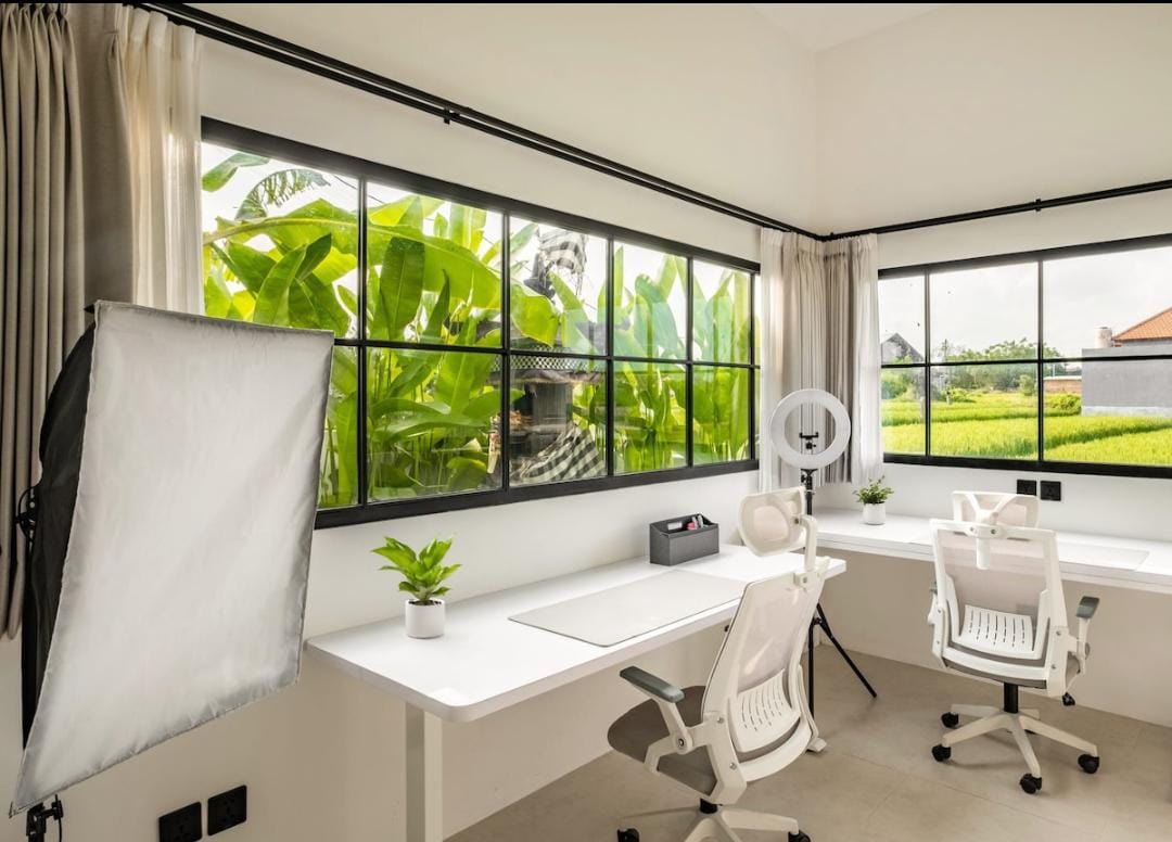 Villa 3 bed In Pererenan EK-3525