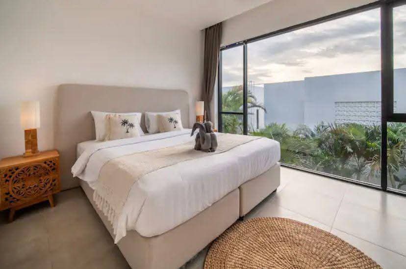 Villa 4 Bed In Berawa PO-3930
