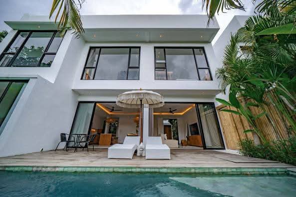 Villa 4 Bed In Berawa PO-3930