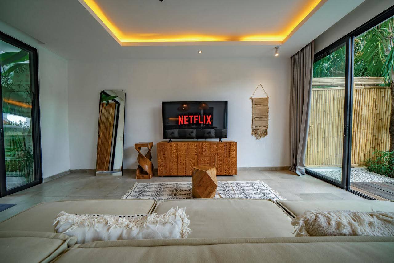 Villa 4 Bed In Berawa PO-3930