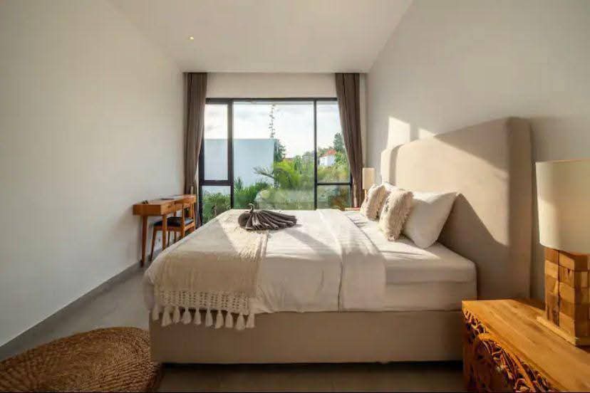 Villa 4 Bed In Berawa PO-3930
